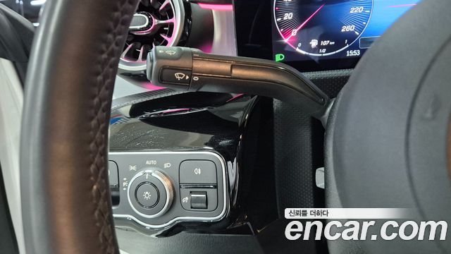 Mercedes-Benz CLA-Class 2025 — photo 11
