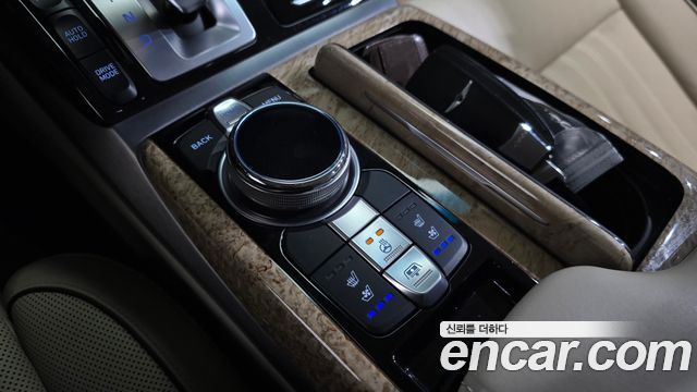 Genesis EQ900 2018 — photo 12