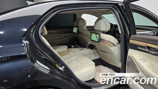 Genesis EQ900 2018 — photo 17