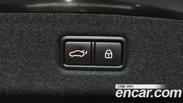 Genesis EQ900 2018 — photo 29
