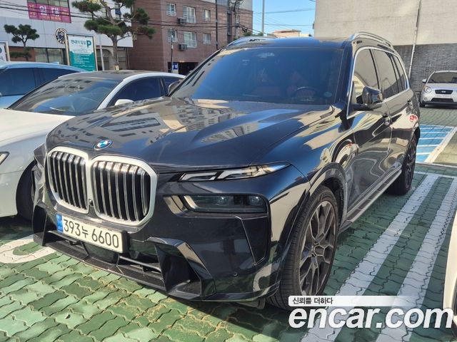 BMW X7 2023 — photo 3