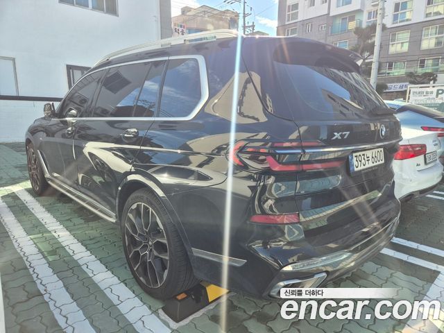 BMW X7 2023 — photo 4