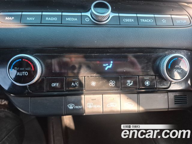 Hyundai AVANTE 2024 — photo 12