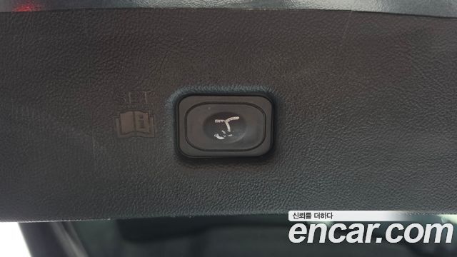Lincoln Nautilus 2020 — photo 27