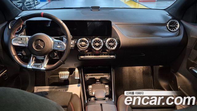 Mercedes-Benz GLA-Class 2022 — photo 7