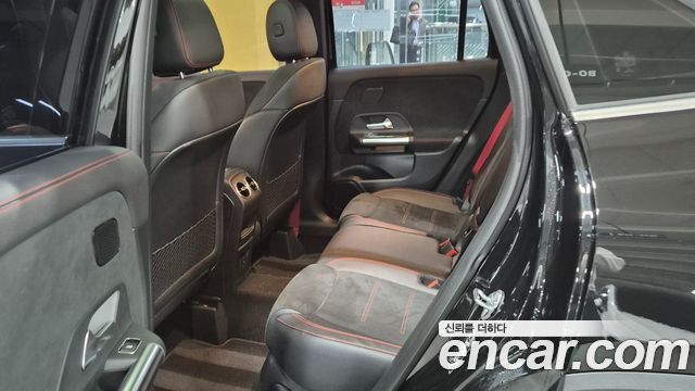 Mercedes-Benz GLA-Class 2022 — photo 13