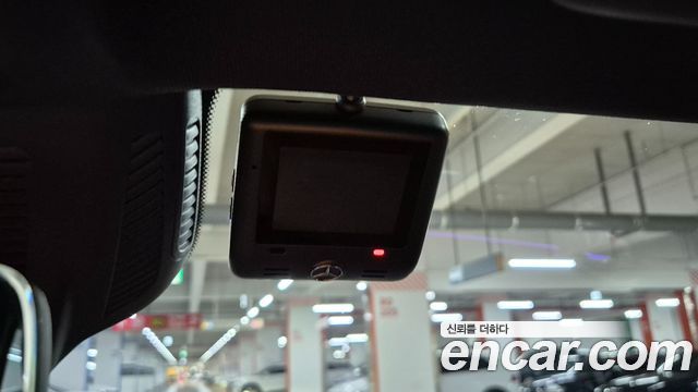 Mercedes-Benz GLA-Class 2022 — photo 16