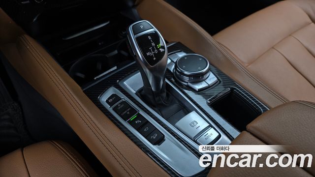 BMW X6 2016 — photo 9