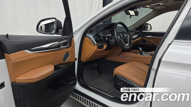 BMW X6 2016 — photo 10