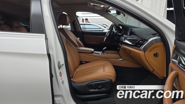 BMW X6 2016 — photo 11