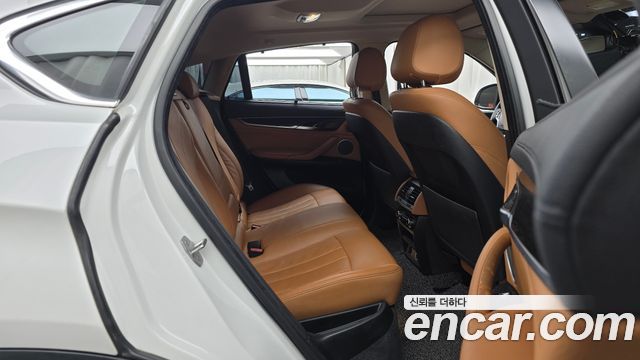BMW X6 2016 — photo 12