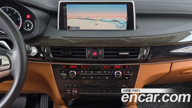 BMW X6 2016 — photo 14