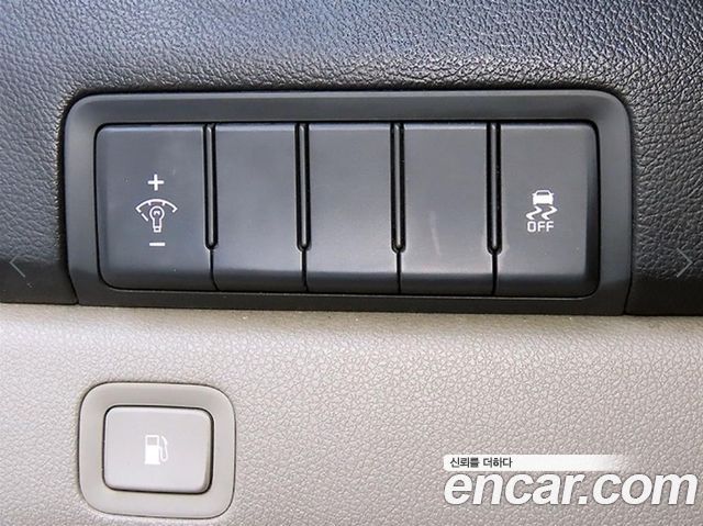 Kia Canival 2016 — photo 13