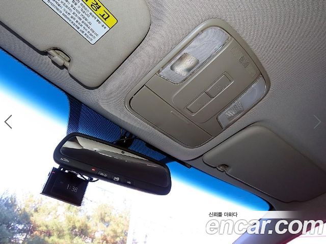 Kia Canival 2016 — photo 17