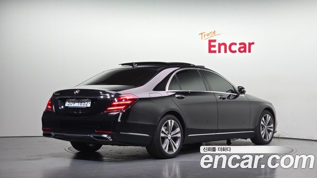 Mercedes-Benz S-Class 2018 — photo 2