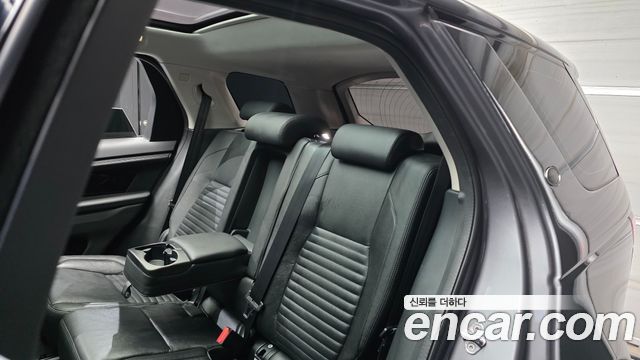 Land Rover Discovery Sport 2022 — photo 18