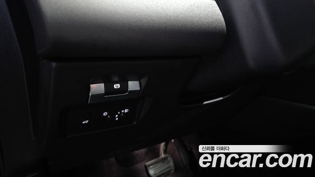 Land Rover Discovery Sport 2022 — photo 29