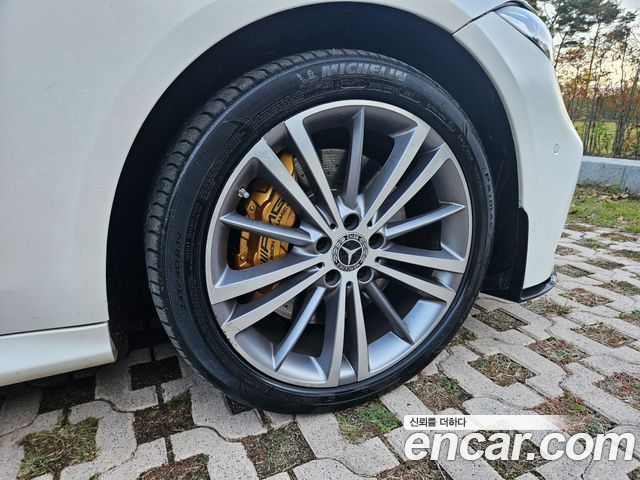Mercedes-Benz CLS-Class 2019 — photo 5