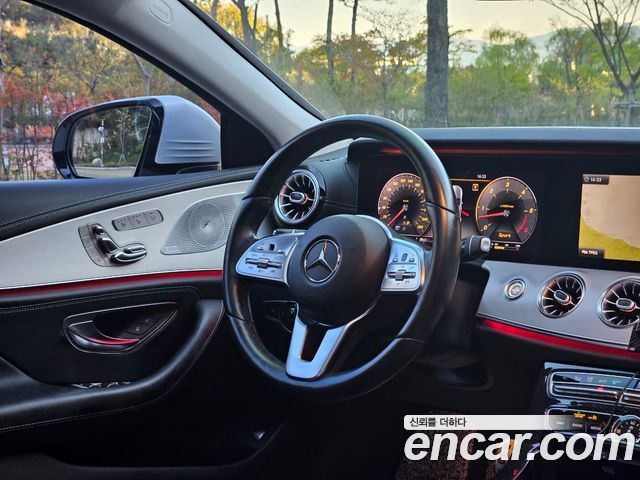 Mercedes-Benz CLS-Class 2019 — photo 10