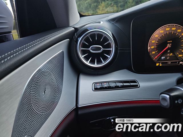 Mercedes-Benz CLS-Class 2019 — photo 16