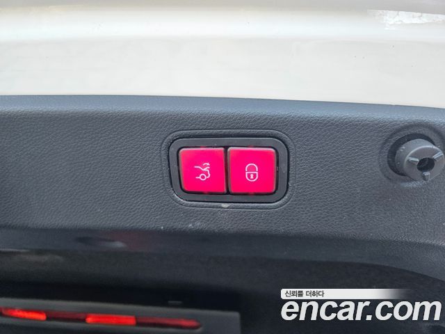 Mercedes-Benz CLS-Class 2019 — photo 19
