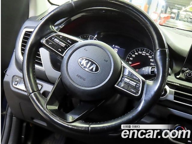 Kia Seltos 2021 — photo 8