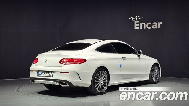 Mercedes-Benz C-Class 2016 — photo 2