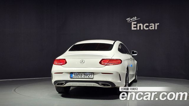 Mercedes-Benz C-Class 2016 — photo 4