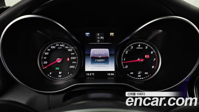 Mercedes-Benz C-Class 2016 — photo 8