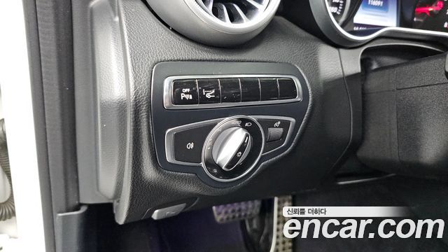 Mercedes-Benz C-Class 2016 — photo 19
