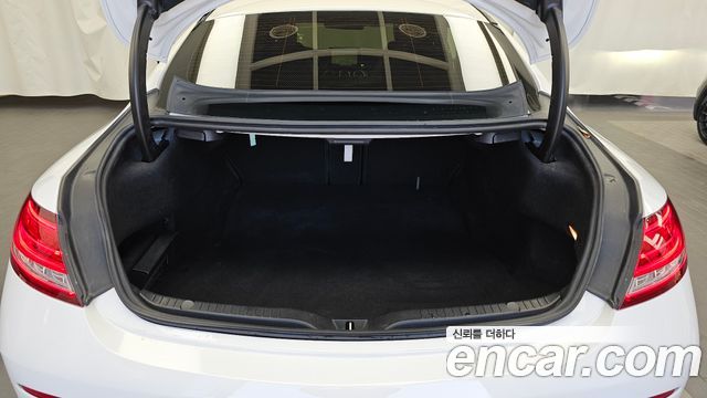 Mercedes-Benz C-Class 2016 — photo 20