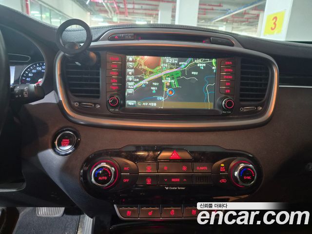 Kia Sorento 2015 — photo 7