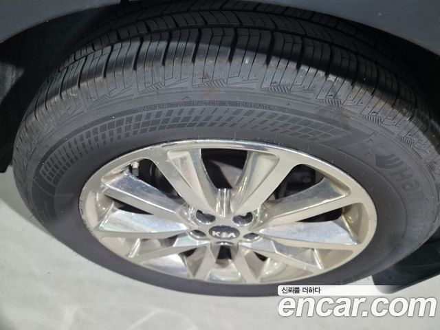 Kia Sorento 2015 — photo 18