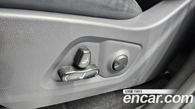 KG Mobility Rexton 2023 — photo 32