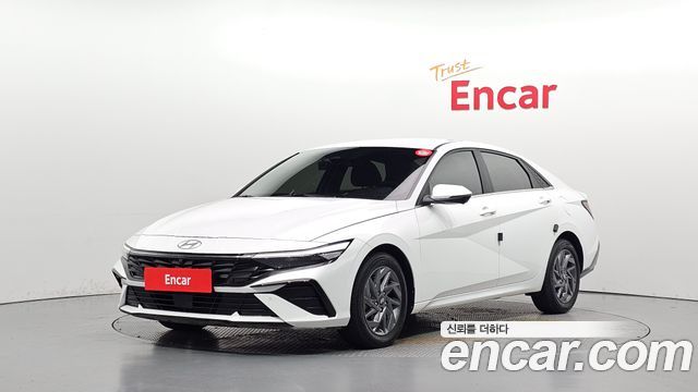 Hyundai AVANTE 2024 — photo 1