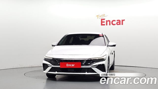 Hyundai AVANTE 2024 — photo 3
