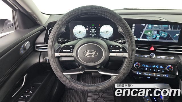 Hyundai AVANTE 2024 — photo 13