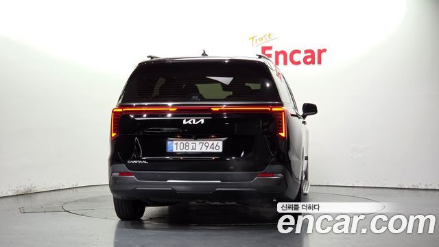 Kia Canival 2025 — photo 4