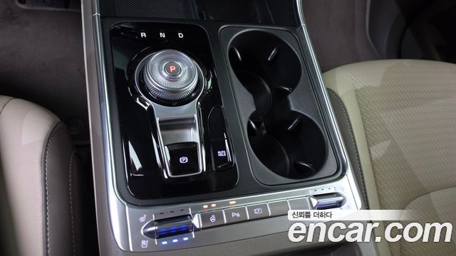Kia Canival 2025 — photo 12