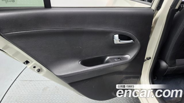 Kia morning 2013 — photo 15
