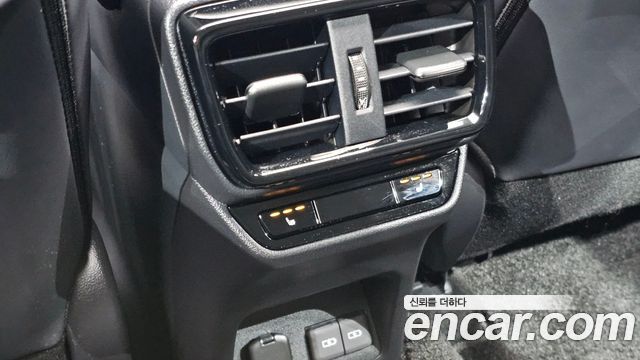 Lexus NX 2025 — photo 32