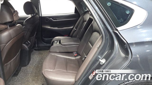 Hyundai Grandeur 2018 — photo 17
