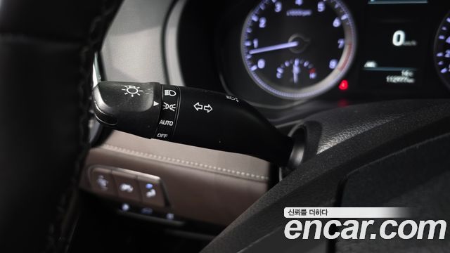 Hyundai Grandeur 2018 — photo 29