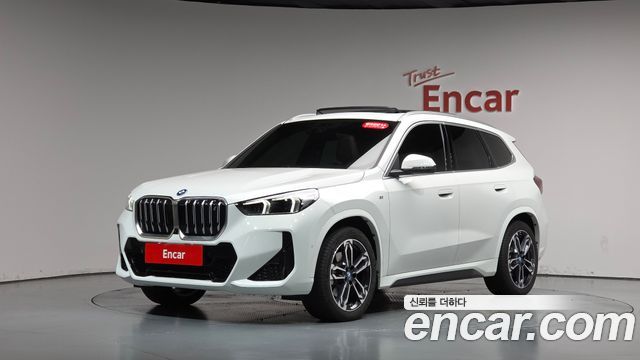 BMW iX1 2024 — photo 38
