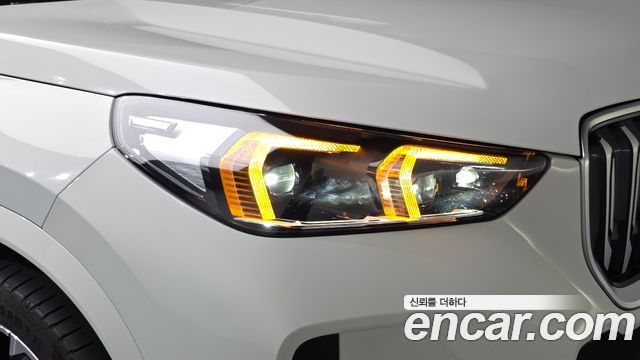 BMW iX1 2024 — photo 8