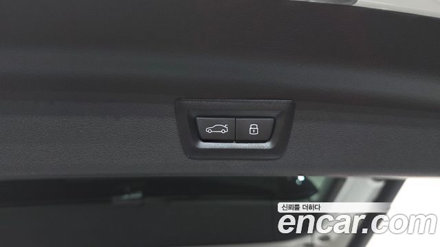 BMW iX1 2024 — photo 37