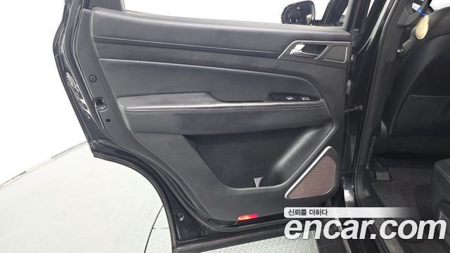 KG Mobility Rexton 2019 — photo 15