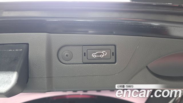 KG Mobility Rexton 2019 — photo 29