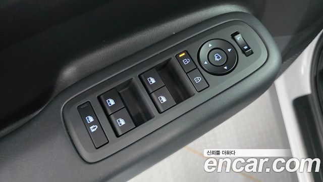 Hyundai Santafe 2025 — photo 11