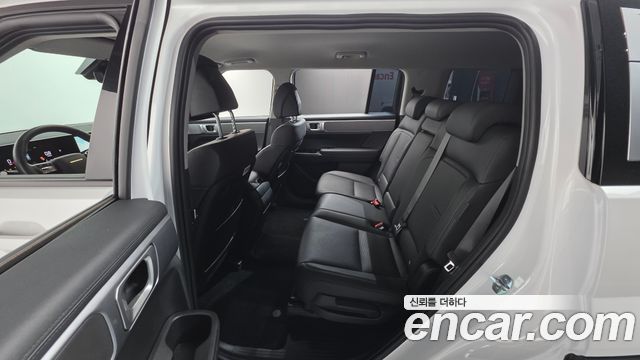 Hyundai Santafe 2025 — photo 16